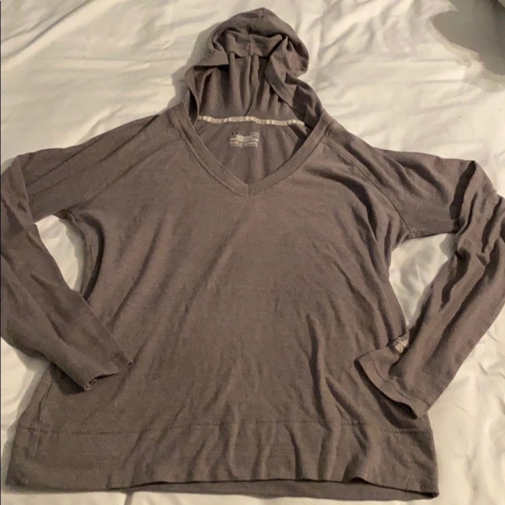 Under Armour heat gear shirt